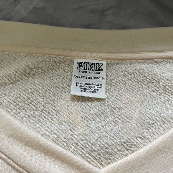 Pink softest sweatshirt ever!! - Picture 2 of 3